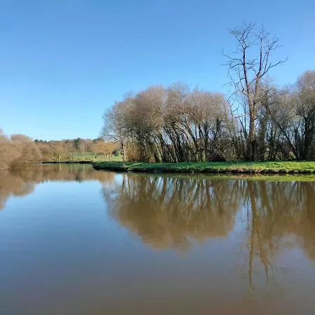 Canal *